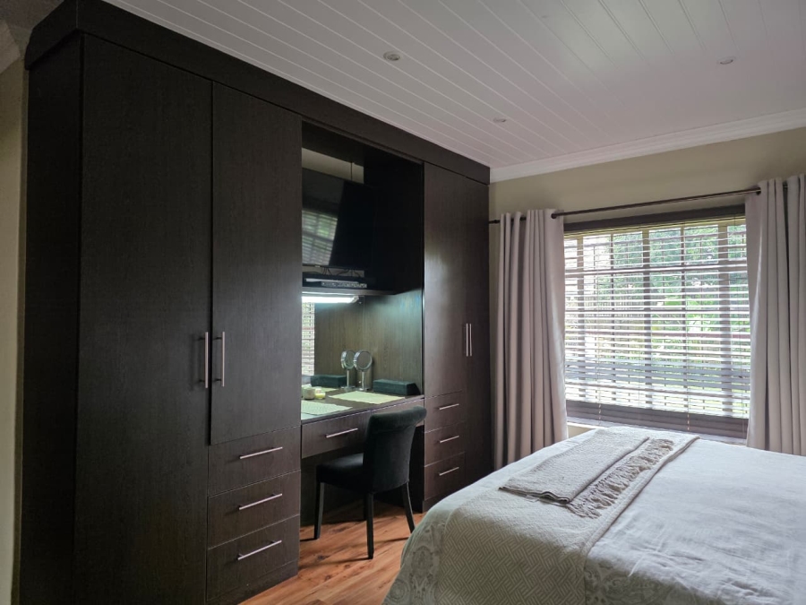 4 Bedroom Property for Sale in Geelhoutpark North West